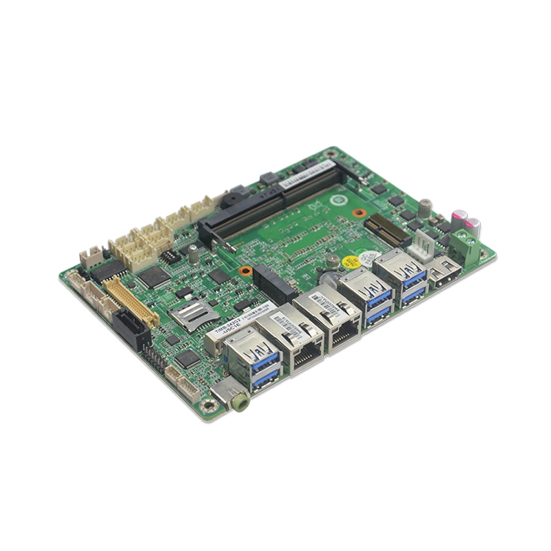 AI訓練、AI推理機